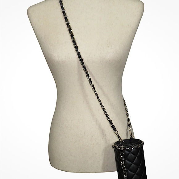 White House Black Market Black Quilted Chain Strap Water Bottle Holder Bag. - Picture 1 of 4